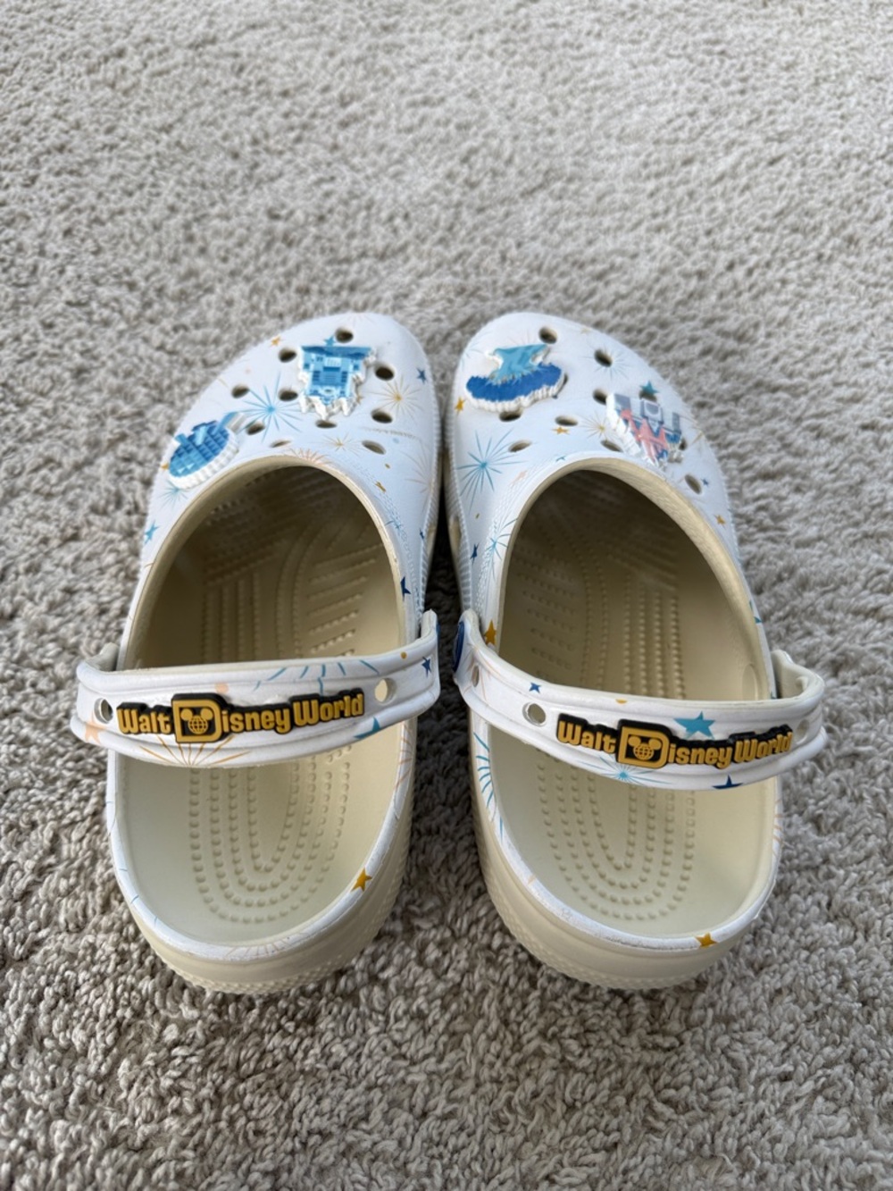 Disney World 4 Parks Crocs - Picture 4 of 7